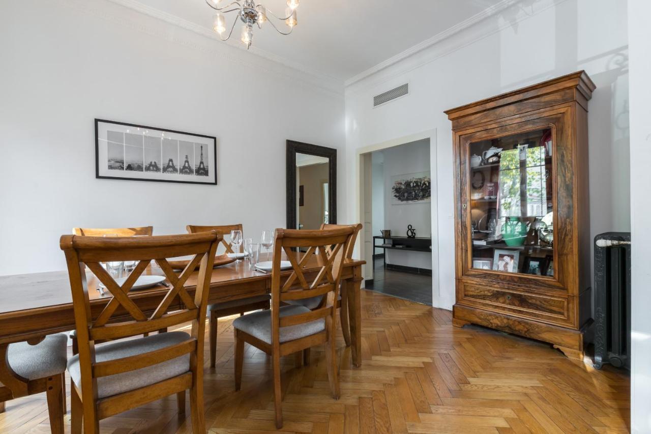 Lejlighed 2 Bdr 105m2 Classy Near Garibaldi Tram With Garage *